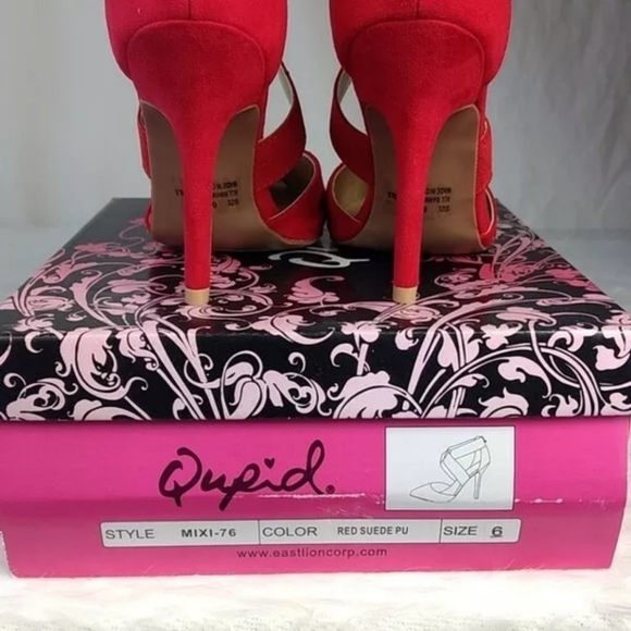 Qupid Strappy Heels Size 6 Red 4 inch heel Suede - Picture 4 of 7